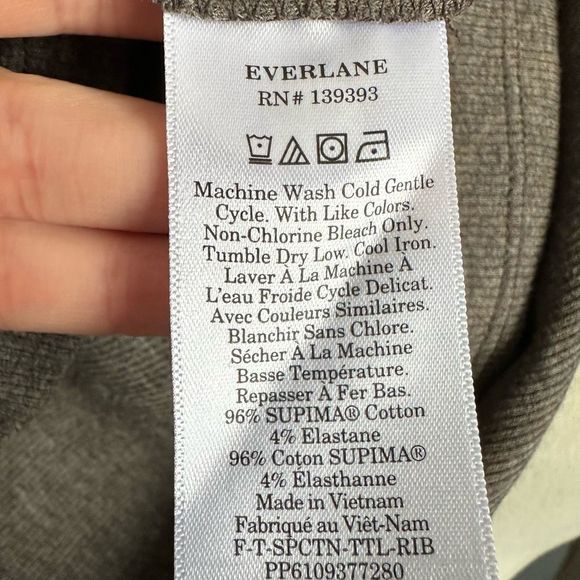 NWOT Everlane The Supima® Micro-Rib Turtleneck Washed Heathered Fatigue M - Picture 13 of 13
